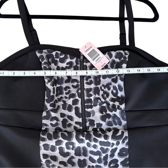 Torrid Black and Gray Bodycon Leopard Dress - Picture 6 of 8